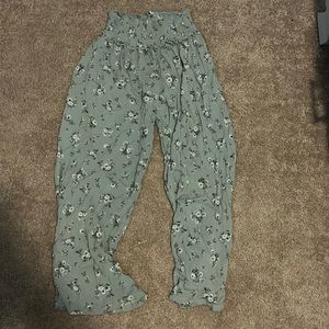 Hollister flowy pants
